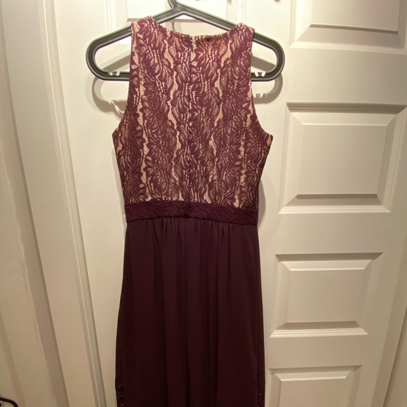 Le Chateau hi-lo lace dress - Picture 3 of 5